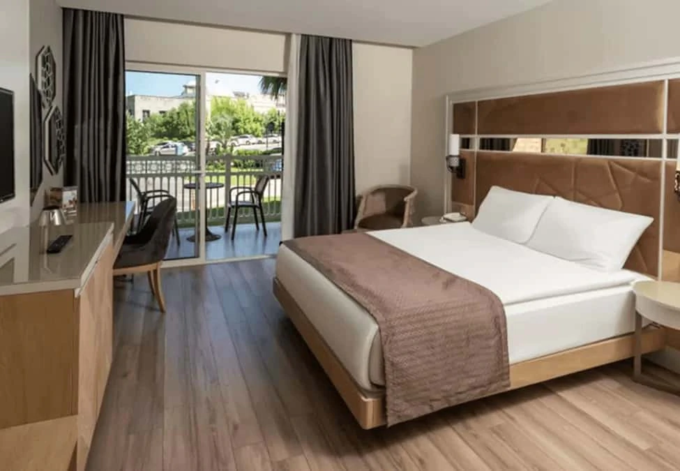 Özel Havuzlu Deluxe Süit 2